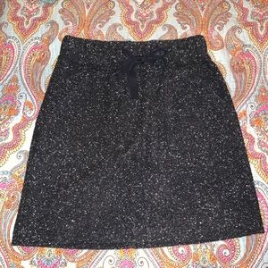 LOFT Skirt EUC. Elastic bow tie 🖤